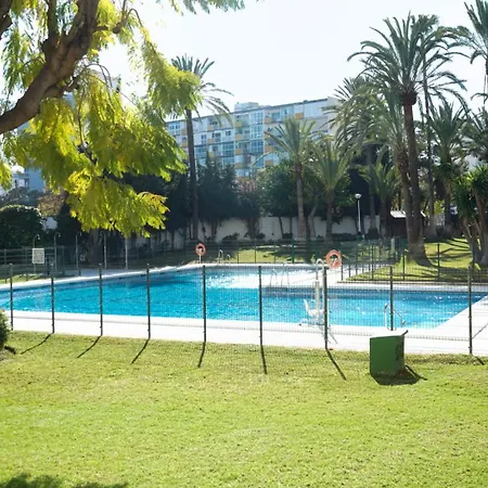 Apartment Bonito Y Amplio Piso En Con Piscina